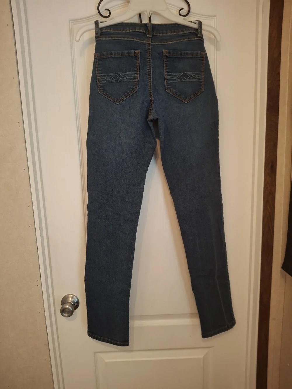 a.n.a New Approach Skinny Jeans